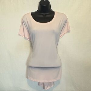 H-57 Chico’s Pink High‎ Low Short Sleeve Pullover Blouse Size M